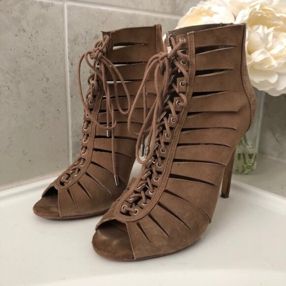 Steve Madden Women’s Lace Up Booties Size 8 - Picture 2 of 10
